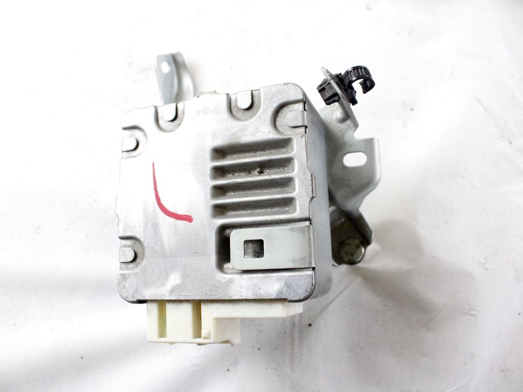 89661-0DB01 KIT ACCENSIONE AVVIAMENTO TOYOTA YARIS 1.4 B 74KW 5M 5P (2010) RICAMBIO USATO CON CENTRALINA MOTORE, BLOCCHETTI ACCENSIONE APERTURA CON CHIAVE 89650-0D180 02730-0D290