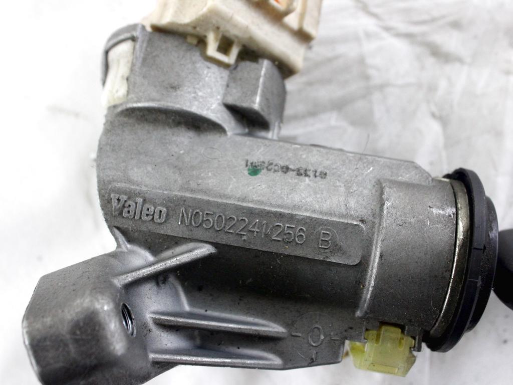 89661-0DB01 KIT ACCENSIONE AVVIAMENTO TOYOTA YARIS 1.4 B 74KW 5M 5P (2010) RICAMBIO USATO CON CENTRALINA MOTORE, BLOCCHETTI ACCENSIONE APERTURA CON CHIAVE 89650-0D180 02730-0D290