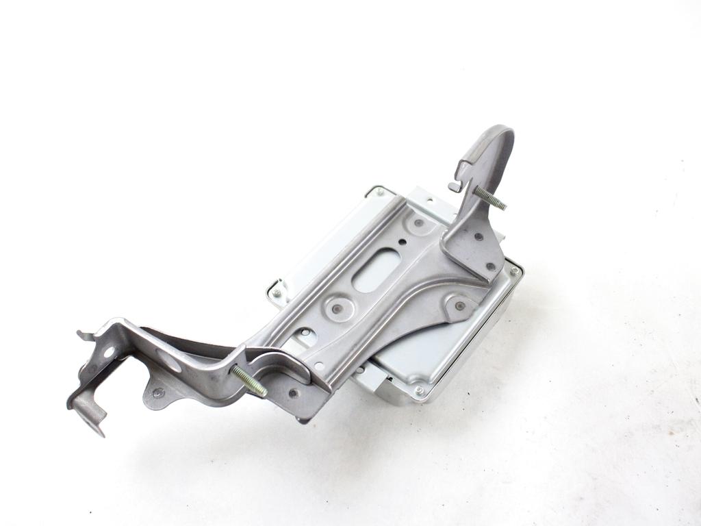 89260-52020 CENTRALINA MODULO START AND STOP TOYOTA YARIS 1.4 B 74KW 5M 5P (2010) RICAMBIO USATO