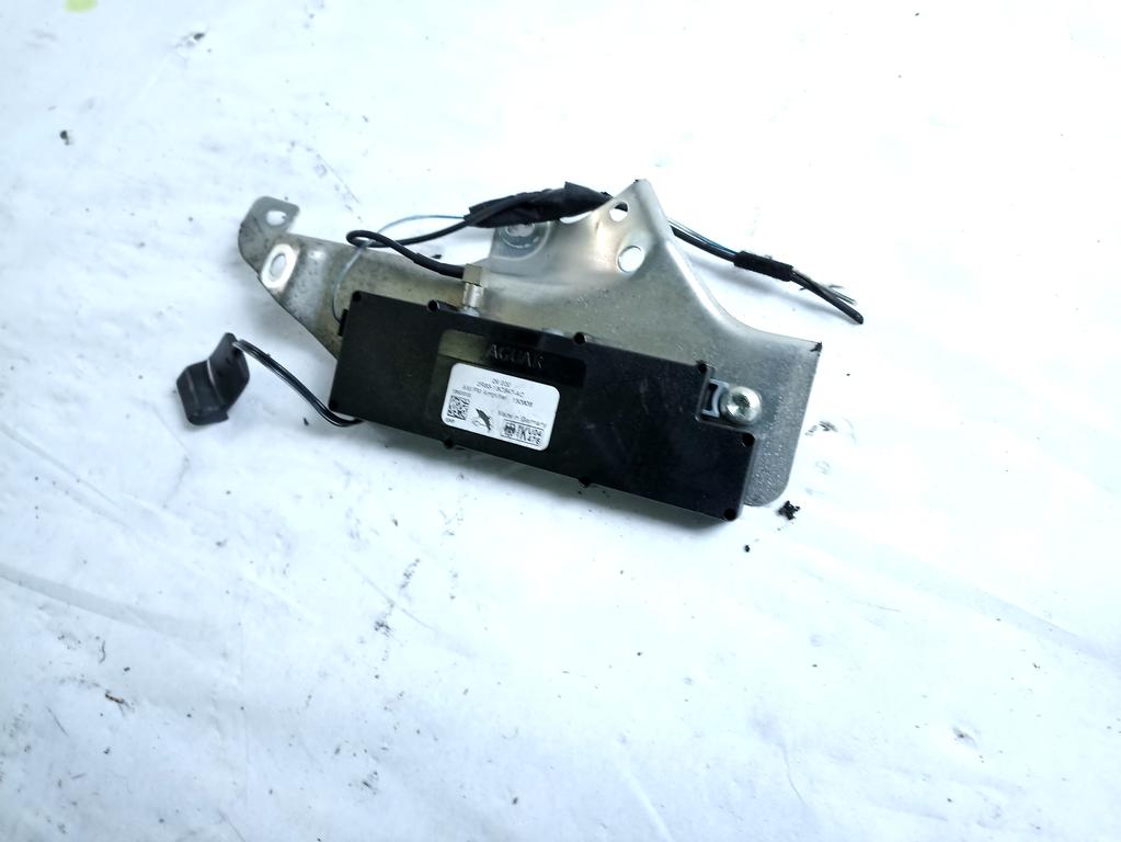 2R83-18C847-AC CENTRALINA AMPLIFICATORE ANTENNA JAGUAR S-TYPE 2.7 D 152KW 6M 5P (2006) RICAMBIO USATO