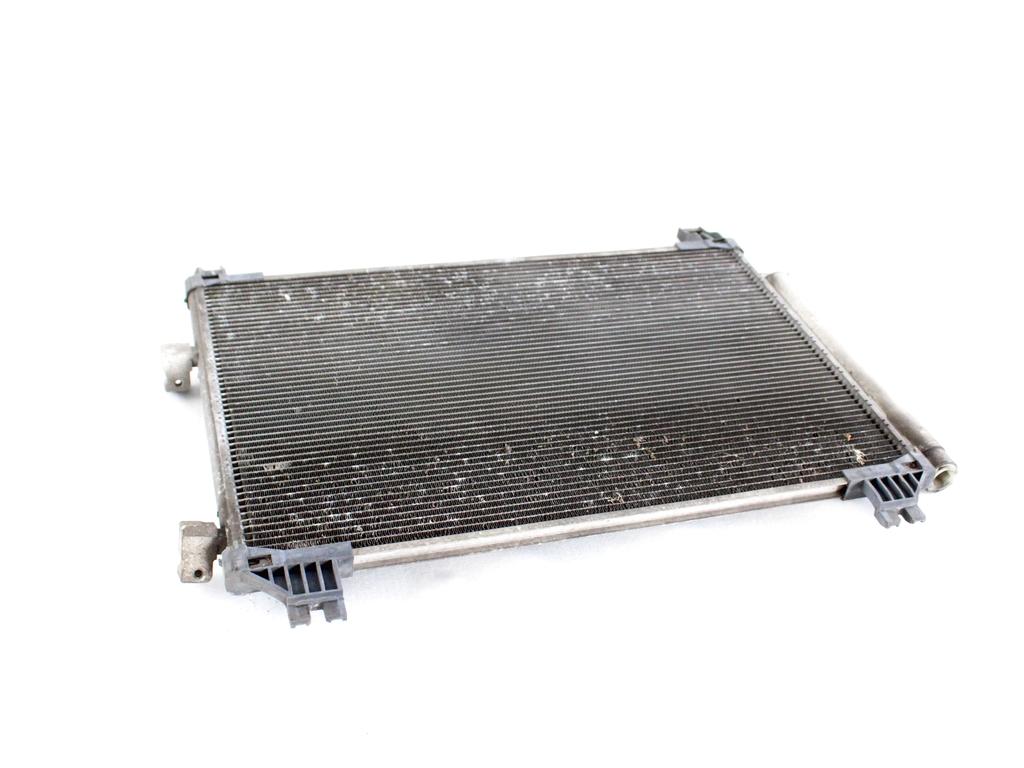 88460-0D050 CONDENSATORE RADIATORE CLIMATIZZATORE CLIMA A/C TOYOTA YARIS 1.3 B 64KW 5M 5P (2006) RICAMBIO USATO