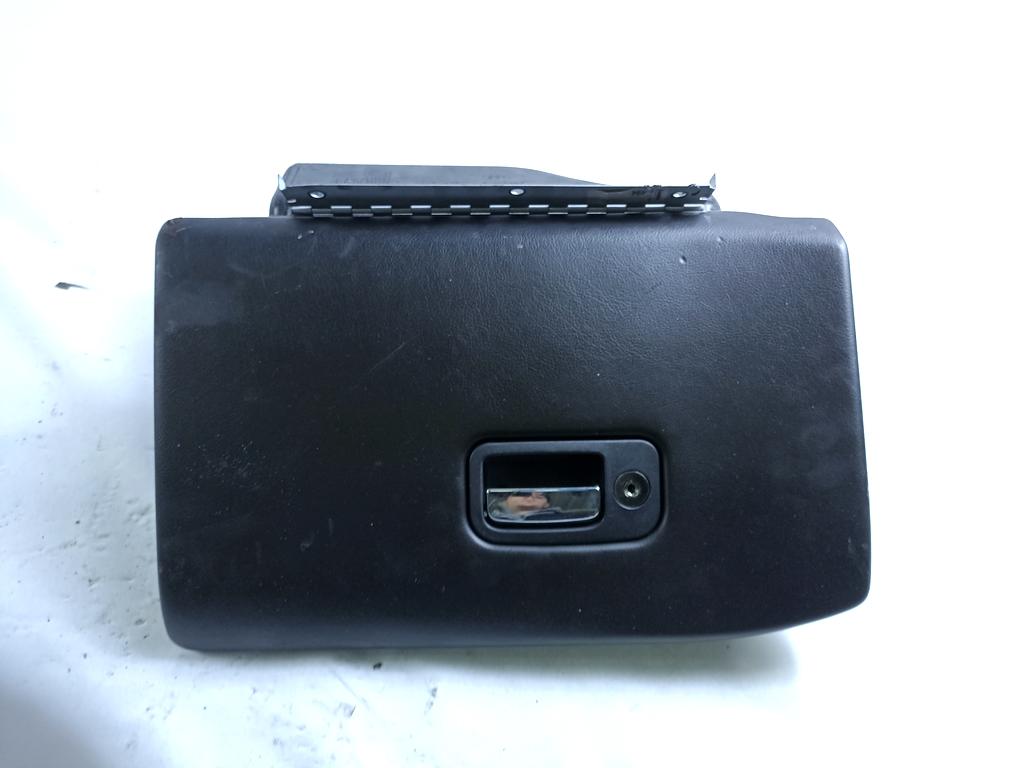 2R83-F61A10-A CASSETTO PORTEOGGETTI CRUSCOTTO LATO DESTRO JAGUAR S-TYPE 2.7 D 152KW 6M 5P (2006) RICAMBIO USATO