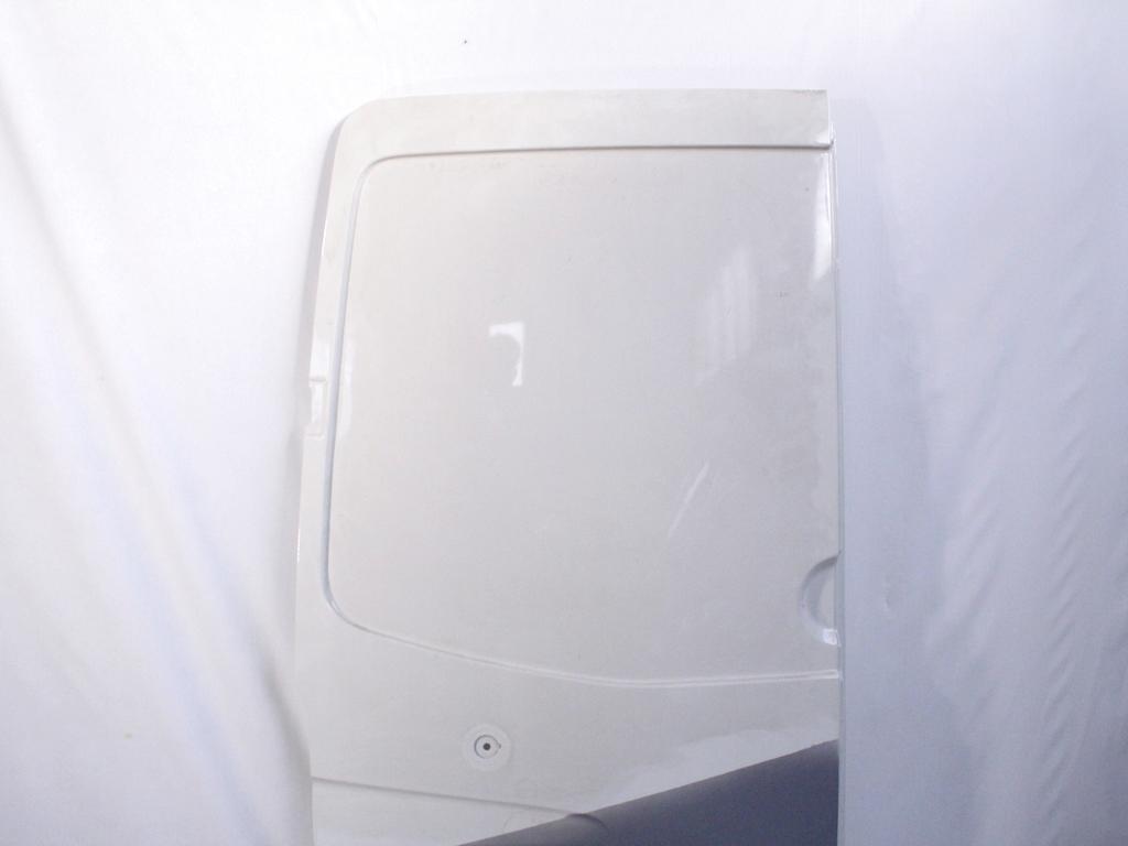 A9067401300 PORTA DI CARICO A BATTENTE POSTERIORE LATO SINISTRO MERCEDES SPRINTER W906 R 3.0 CDI (2017) RICAMBIO USATO