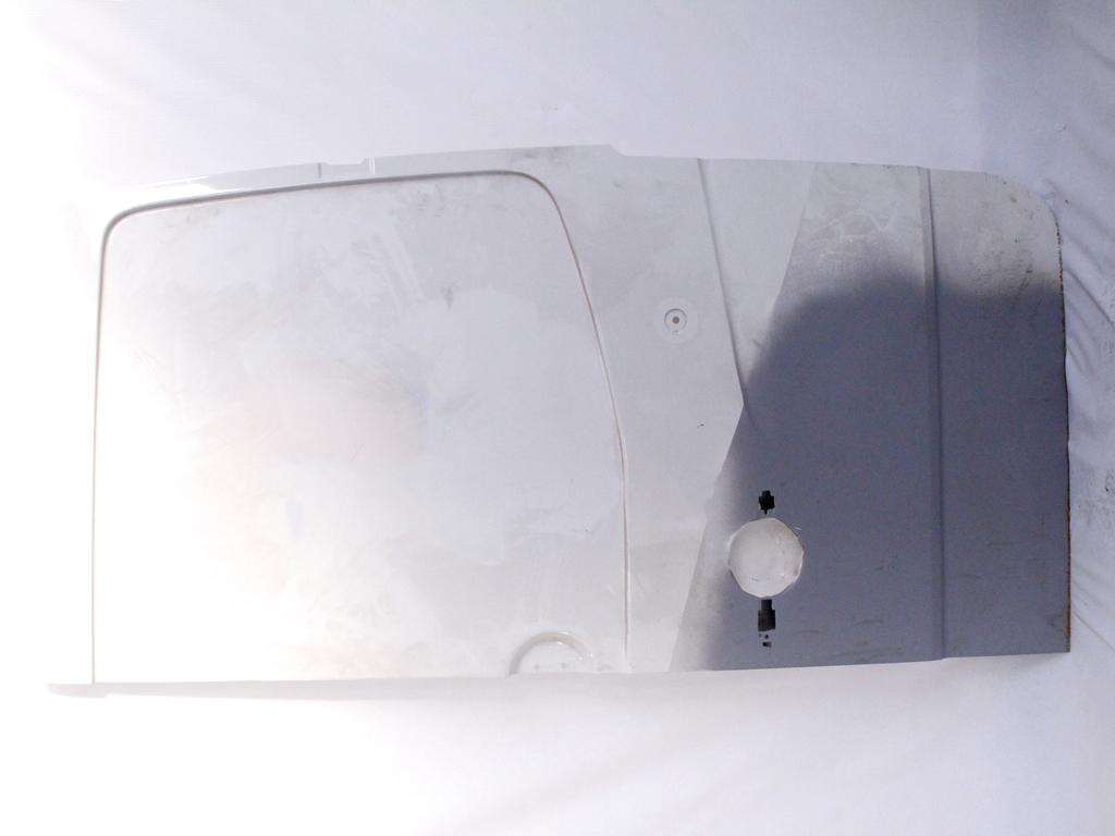 A9067400105 PORTA DI CARICO A BATTENTE POSTERIORE LATO DESTRO MERCEDES SPRINTER W906 3.0 CDI (2017) RICAMBIO USATO