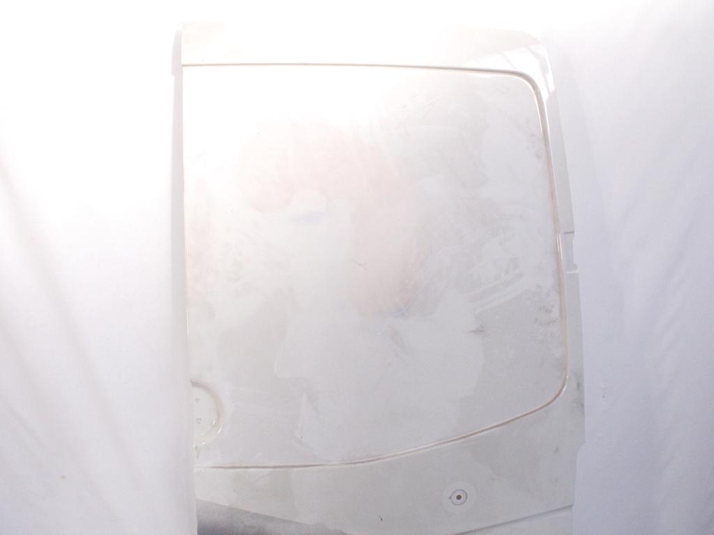 A9067400105 PORTA DI CARICO A BATTENTE POSTERIORE LATO DESTRO MERCEDES SPRINTER W906 3.0 CDI (2017) RICAMBIO USATO