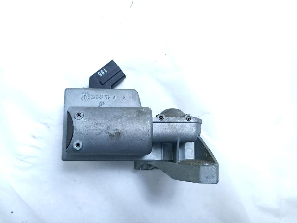 6R8Q-12A650-EE KIT ACCENSIONE AVVIAMENTO JAGUAR S-TYPE 2.7 D 152KW 6M 5P (2006) RICAMBIO USATO CON CENTRALINA MOTORE, QUADRO STRUMENTI, BLOCCHETTI CON CHIAVE 4R83-12A145-AA 2W93-3K772-AE 4R83-13B525-AB 6R83-13B524-AB 6R8T-14A067-AA 6R83-10849-JA