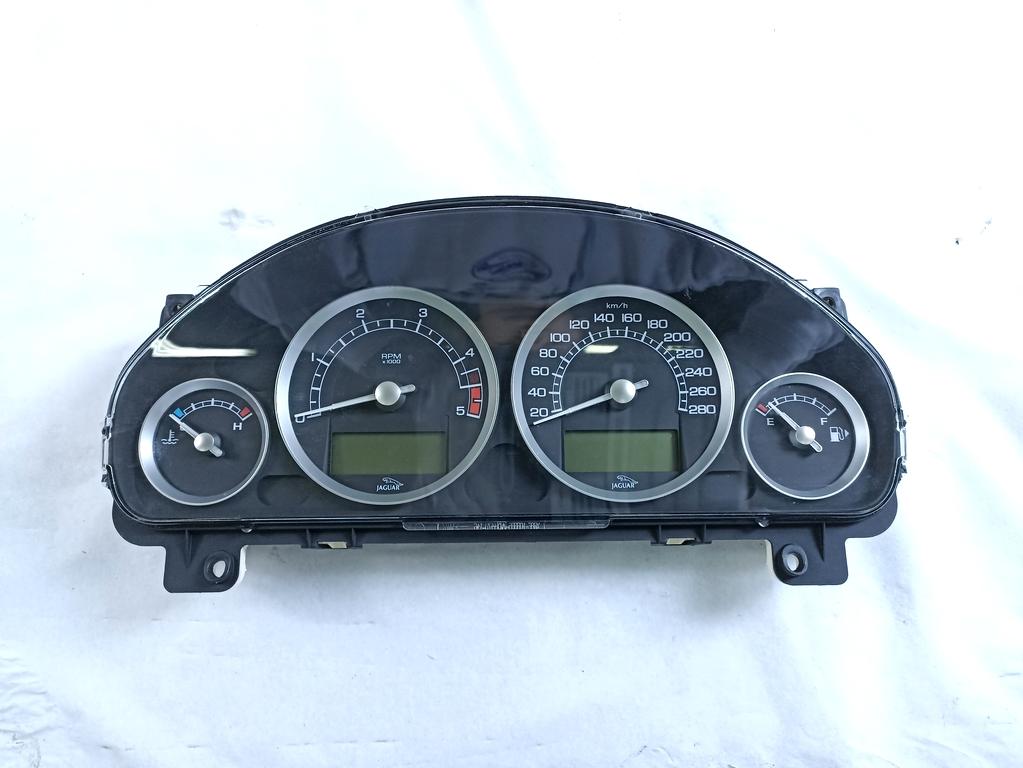 6R8Q-12A650-EE KIT ACCENSIONE AVVIAMENTO JAGUAR S-TYPE 2.7 D 152KW 6M 5P (2006) RICAMBIO USATO CON CENTRALINA MOTORE, QUADRO STRUMENTI, BLOCCHETTI CON CHIAVE 4R83-12A145-AA 2W93-3K772-AE 4R83-13B525-AB 6R83-13B524-AB 6R8T-14A067-AA 6R83-10849-JA