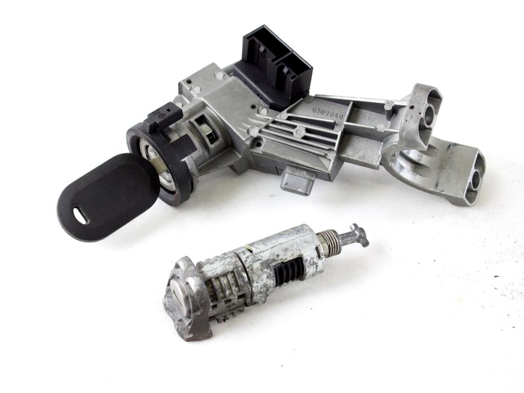 51854163 KIT ACCENSIONE AVVIAMENTO ALFA ROMEO MITO 1.4 B 114KW 6M 3P (2009) RICAMBIO USATO CON CENTRALINA MOTORE, BLOCCHETTI ACCENSIONE APERTURA CON CHIAVE 50515281 505167040