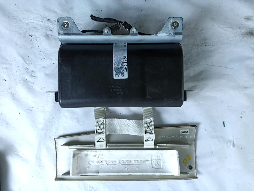 4R83-14B321-AC KIT AIRBAG JAGUAR S-TYPE 2.7 D 152KW 6M 5P (2006) RICAMBIO USATO CON PRETENSIONATORI E CINTURE DI SICUREZZA, CENTRALINA AIRBAG, AIRBAG VOLANTE GUIDATORE AIRBAG PASSEGGERO 4R8354043B13AE0LEG 2R83-19G275-AE
