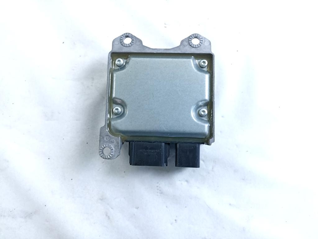 4R83-14B321-AC KIT AIRBAG JAGUAR S-TYPE 2.7 D 152KW 6M 5P (2006) RICAMBIO USATO CON PRETENSIONATORI E CINTURE DI SICUREZZA, CENTRALINA AIRBAG, AIRBAG VOLANTE GUIDATORE AIRBAG PASSEGGERO 4R8354043B13AE0LEG 2R83-19G275-AE