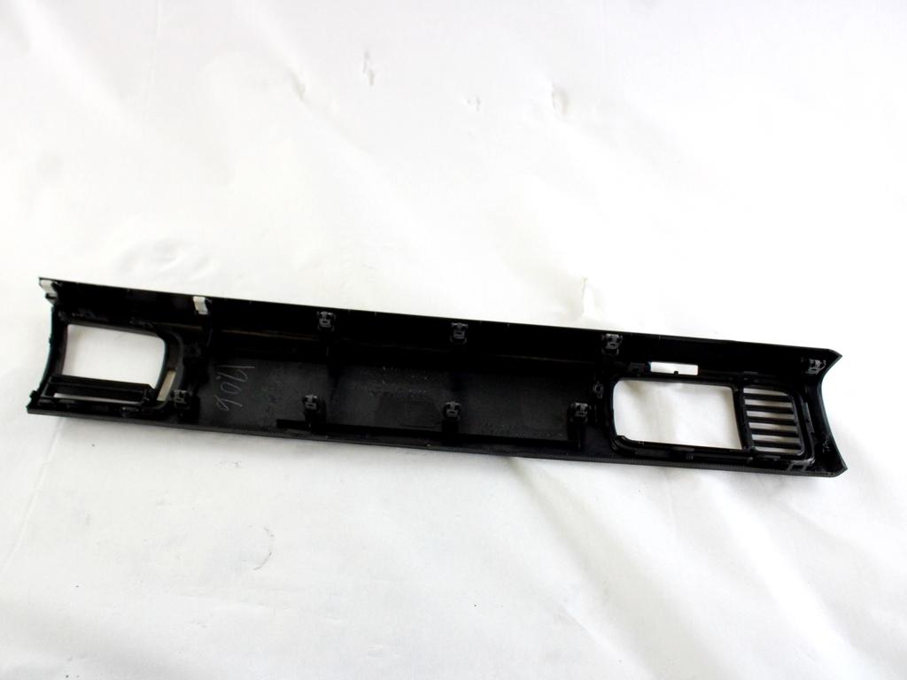 77630-SJD-G020 MODANATURA CRUSCOTTO LATO DESTRO HONDA FR-V 1.8 B 103KW 6M 5P (2007) RICAMBIO USATO 