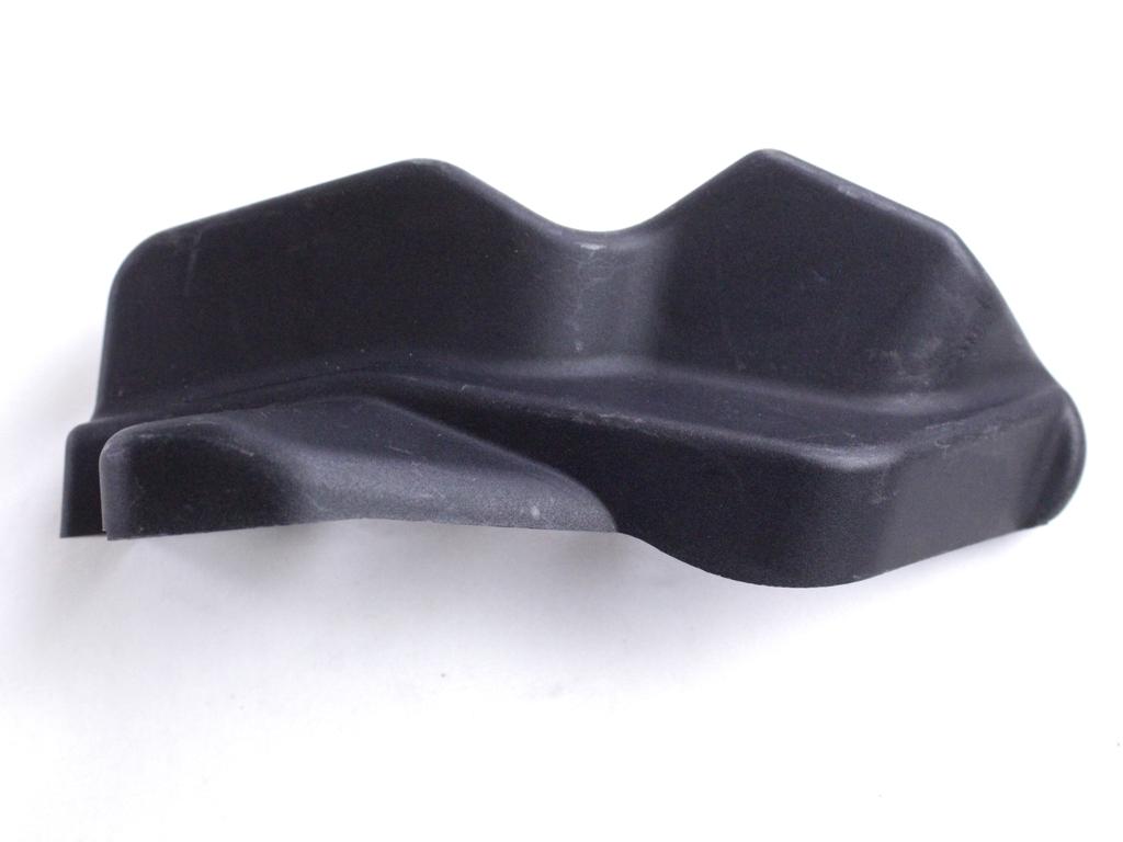 97051165100 RIVESTIMENTO INTERNO COFANO ANTERIORE LATO SINISTRO PORSCHE PANAMERA (2012) RICAMBIO USATO