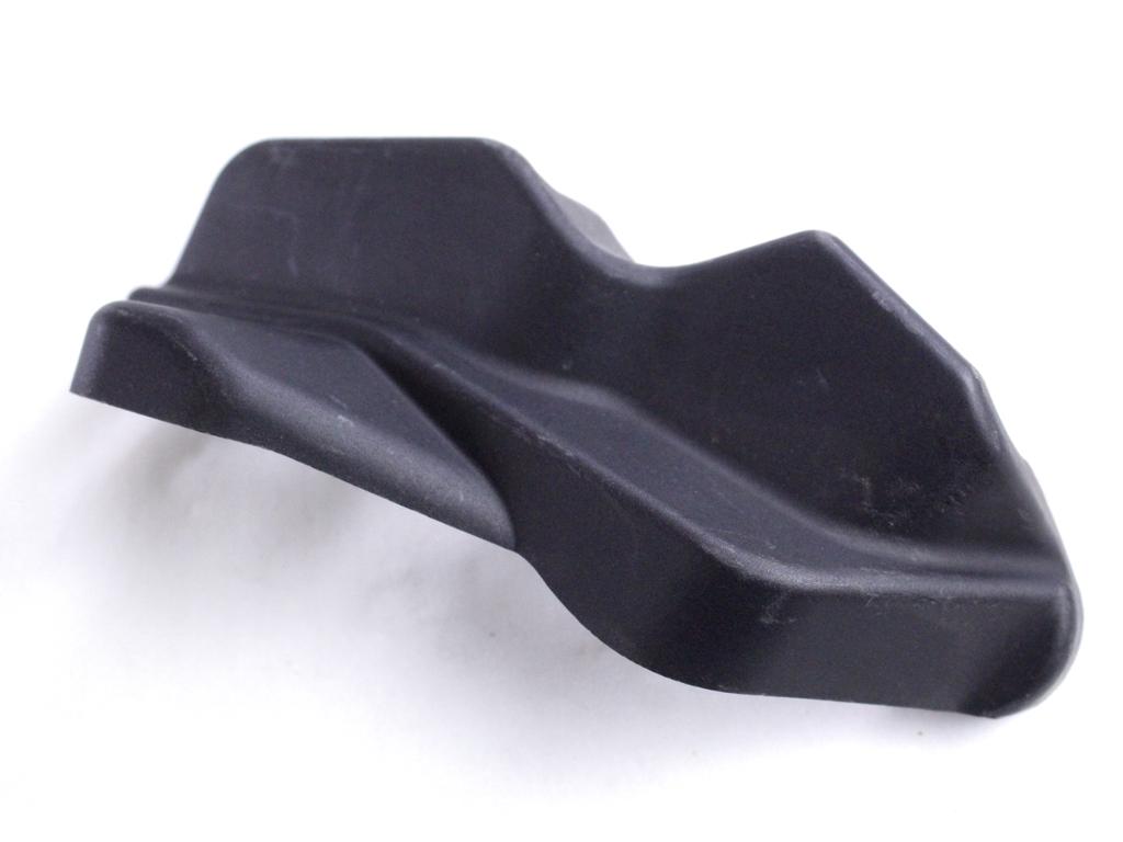 97051165100 RIVESTIMENTO INTERNO COFANO ANTERIORE LATO SINISTRO PORSCHE PANAMERA (2012) RICAMBIO USATO