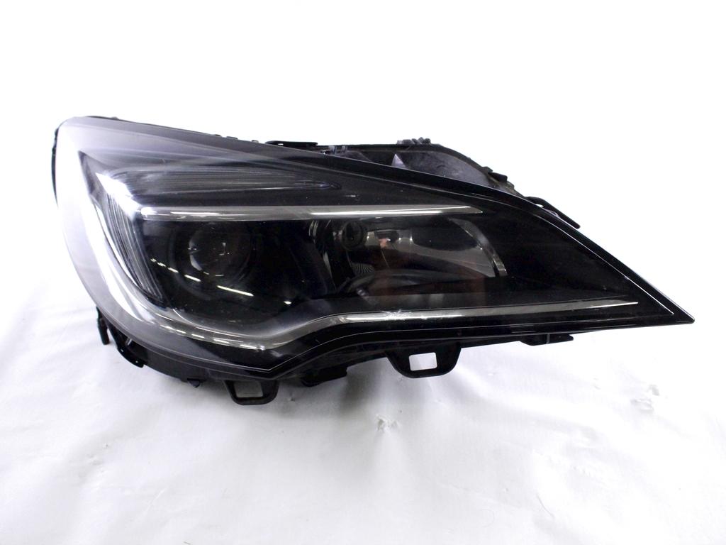 39047199 FARO FANALE ANTERIORE DESTRO LED OPEL ASTRA K SW 1.6 D 81KW 6M 5P (2016) RICAMBIO USATO GRAFFIATO