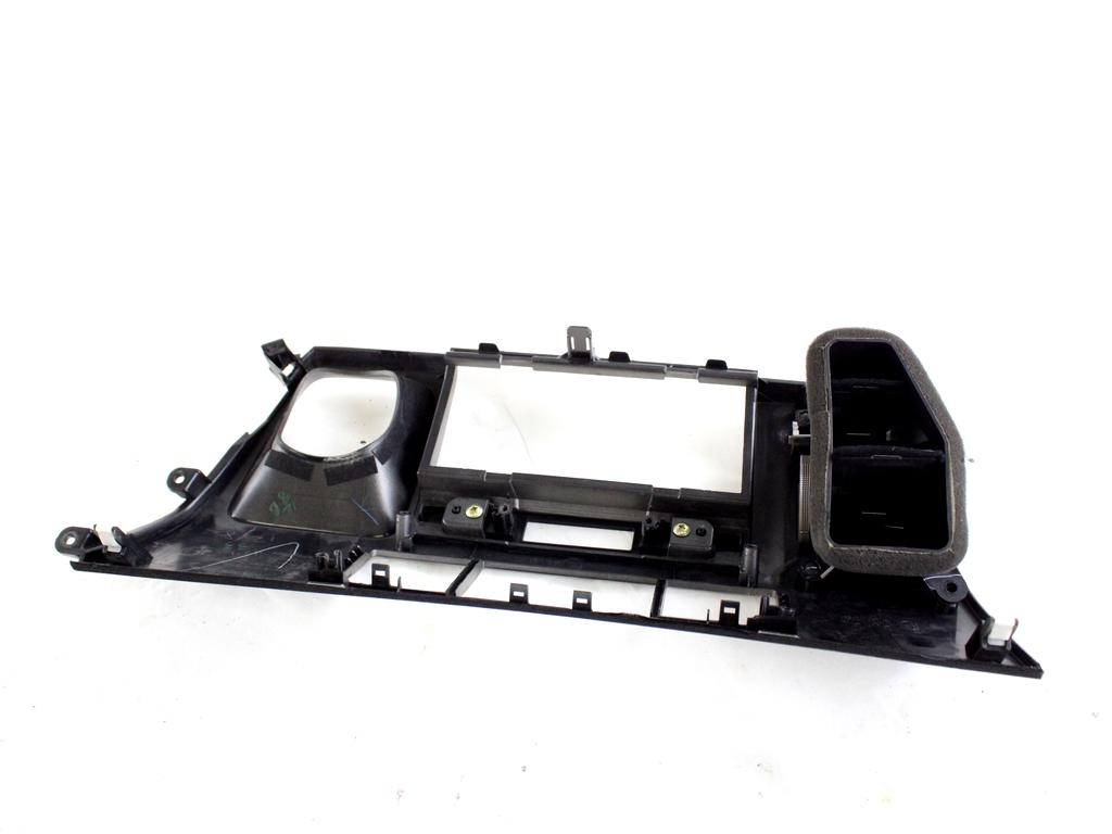 77260-SJD-G020 MASCHERINA RIVESTIMENTO CRUSCOTTO CENTRALE HONDA FR-V 1.8 B 103KW 6M 5P (2007) RICAMBIO USATO 