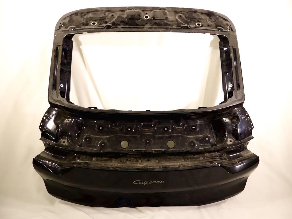 9Y3827025AGRV PORTELLONE COFANO POSTERIORE BAULE PORSCHE CAYENNE COUPÈ 3.0 B 250KW AUT 5P (2021) RICAMBIO USATO LEGGERMENTE GRAFFIATO E AMMACCATO