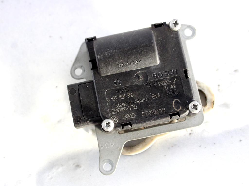 4F0820511B MOTORINO SCATOLA RISCALDAMENTO AUDI A8 3.0 D 171 KW 4X4 (2005) RICAMBIO USATO
