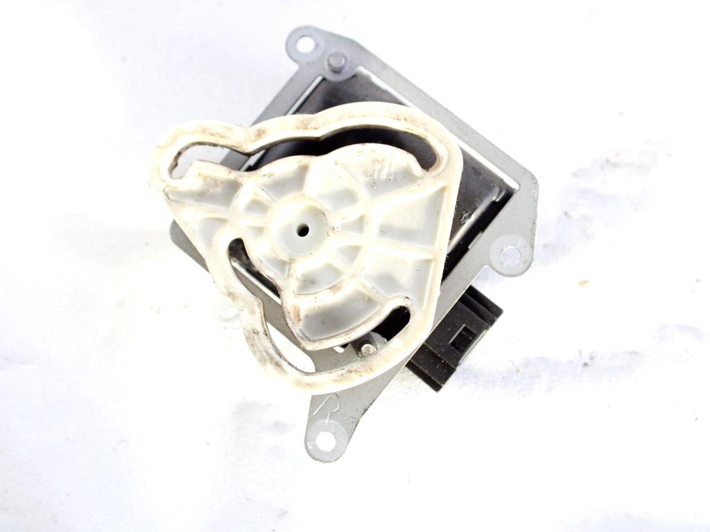 4F0820511B MOTORINO SCATOLA RISCALDAMENTO AUDI A8 3.0 D 171 KW 4X4 (2005) RICAMBIO USATO