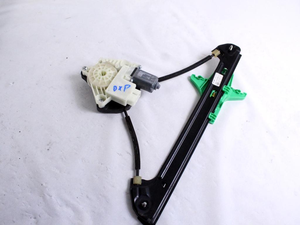 5G4839462C MOTORINO MECCANISMO ALZA-VETRO ALZA-CRISTALLO PORTA POSTERIORE DESTRA VOLKSWAGEN GOLF 7 1.6 D 81KW 5M 5P (2017) RICAMBIO USATO 5Q4959812D