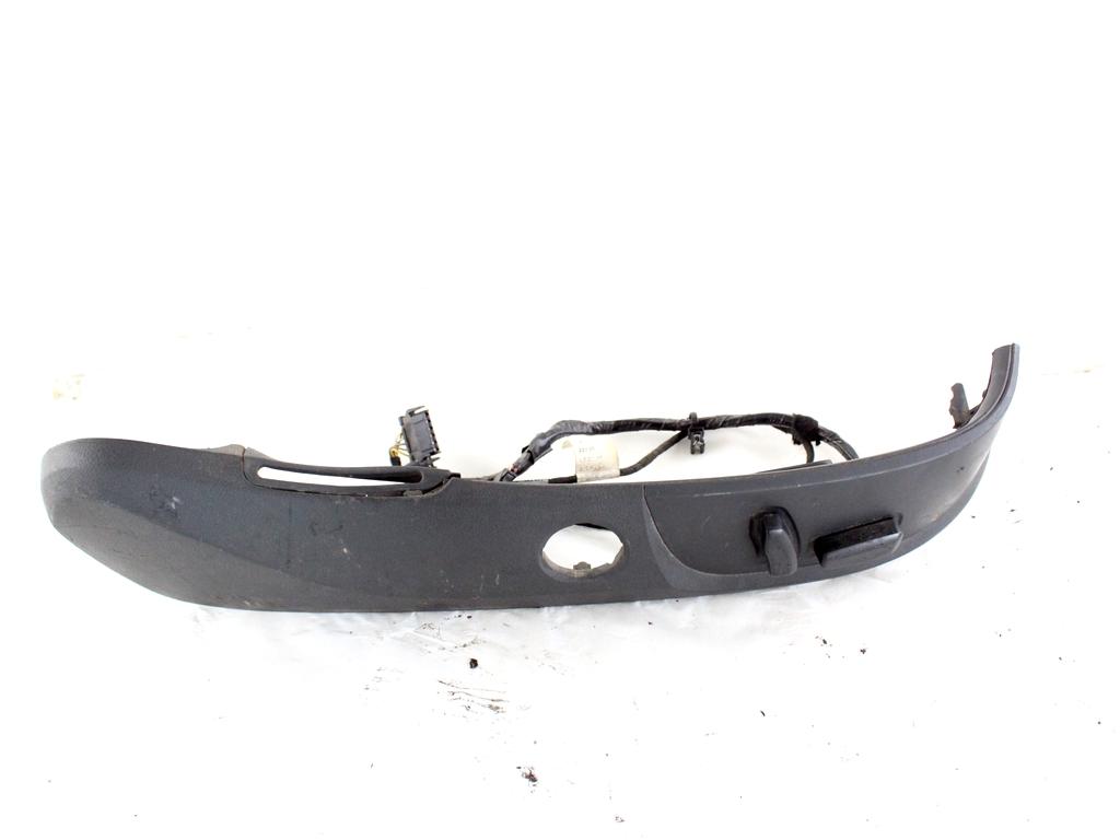 4E0881326B COMANDO SUPERIORE REGOLAZIONE SEDILE ANTERIORE DESTRO AUDI A8 3.0 D 171 KW 4X4 (2005) RICAMBIO USATO