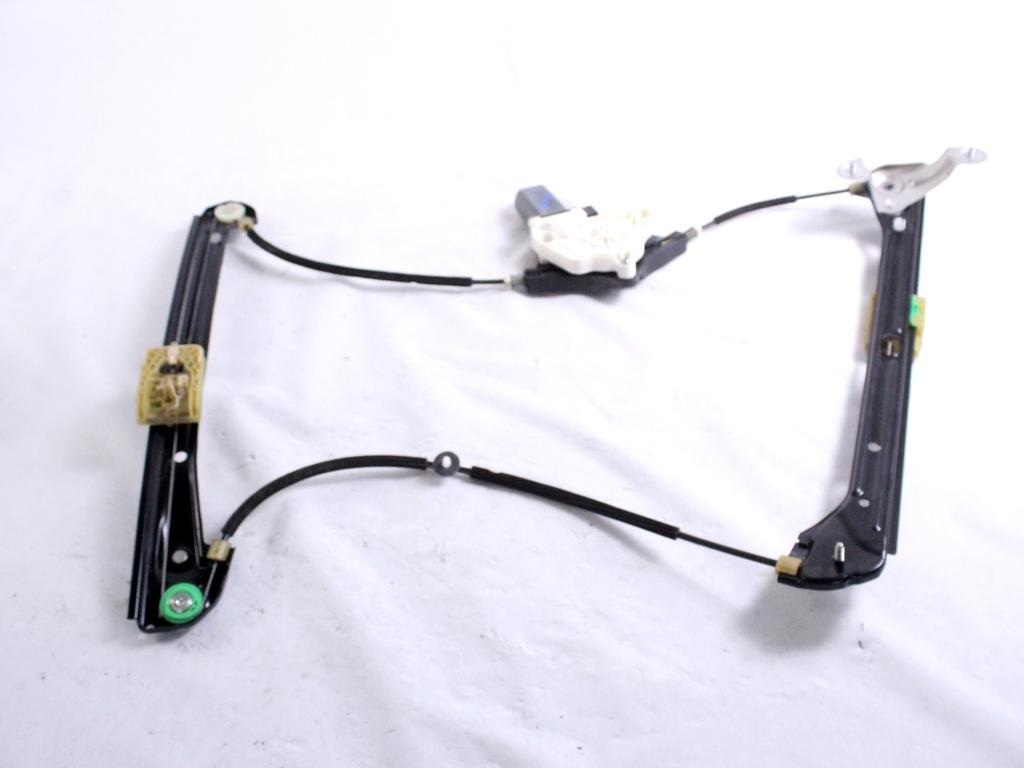 5G4837462H MOTORINO MECCANISMO ALZA-VETRO ALZA-CRISTALLO PORTA ANTERIORE DESTRA VOLKSWAGEN GOLF 7 1.6 D 81KW 5M 5P (2017) RICAMBIO USATO 5Q4959802B