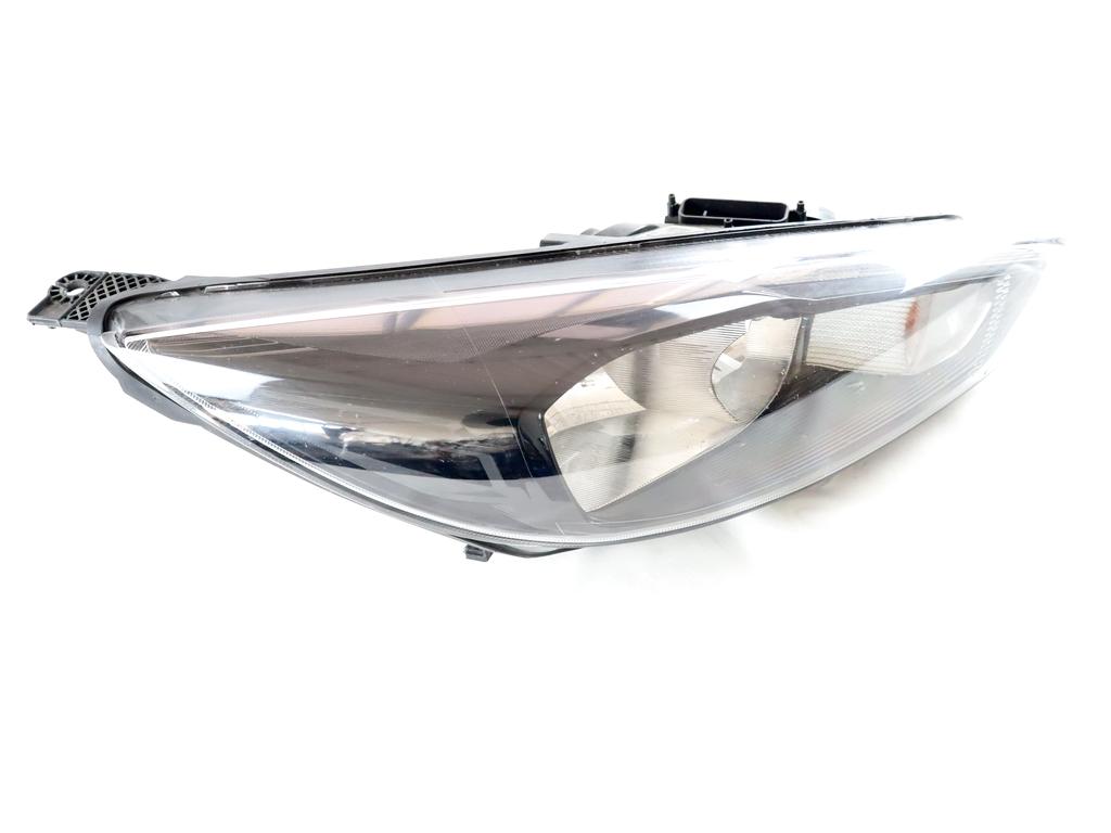F1EB-13W029-AGB FARO FANALE ANTERIORE DESTRO LED FORD FOCUS SW 1.5 D 88KW 6M 5P (2018) RICAMBIO USATO