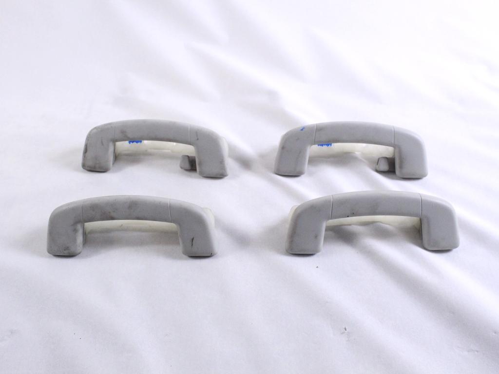 5G0857607B SET 4 MANIGLIE APPIGLIO TETTO VOLKSWAGEN GOLF 7 1.6 D 81KW 5M 5P (2017) RICAMBIO USATO 5G0857643B