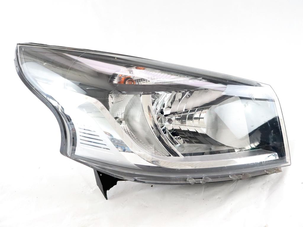 260109424R FARO FANALE ANTERIORE DESTRO RENAULT TRAFIC 1.6 DCI RICAMBIO USATO