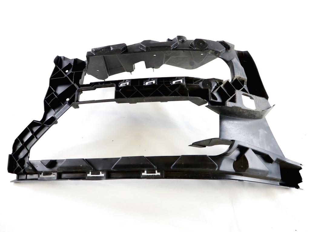 7C0807724A SUPPORTO PARAURTI ANTERIORE LATO DESTRO VOLKSWAGEN CRAFTER 2.0 TDI 75KW 30 L3H3 (2017) RICAMBIO USATO