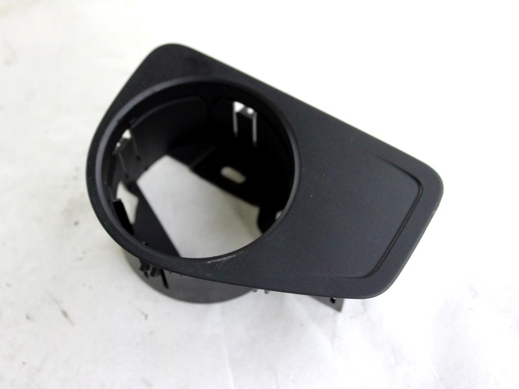 5G1858341E MASCHERINA RIVESTIMENTO CRUSCOTTO INFERIORE LATO SINISTRO VOLKSWAGEN GOLF 7 1.6 D 81KW 6M 5P (2014) RICAMBIO USATO