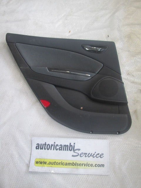 VRATNI PANEL OEM N. PNPSTFTBRAVO198BR5P ORIGINAL REZERVNI DEL FIAT BRAVO 198 (02/2007 - 2010) BENZINA/GPL LETNIK 2009