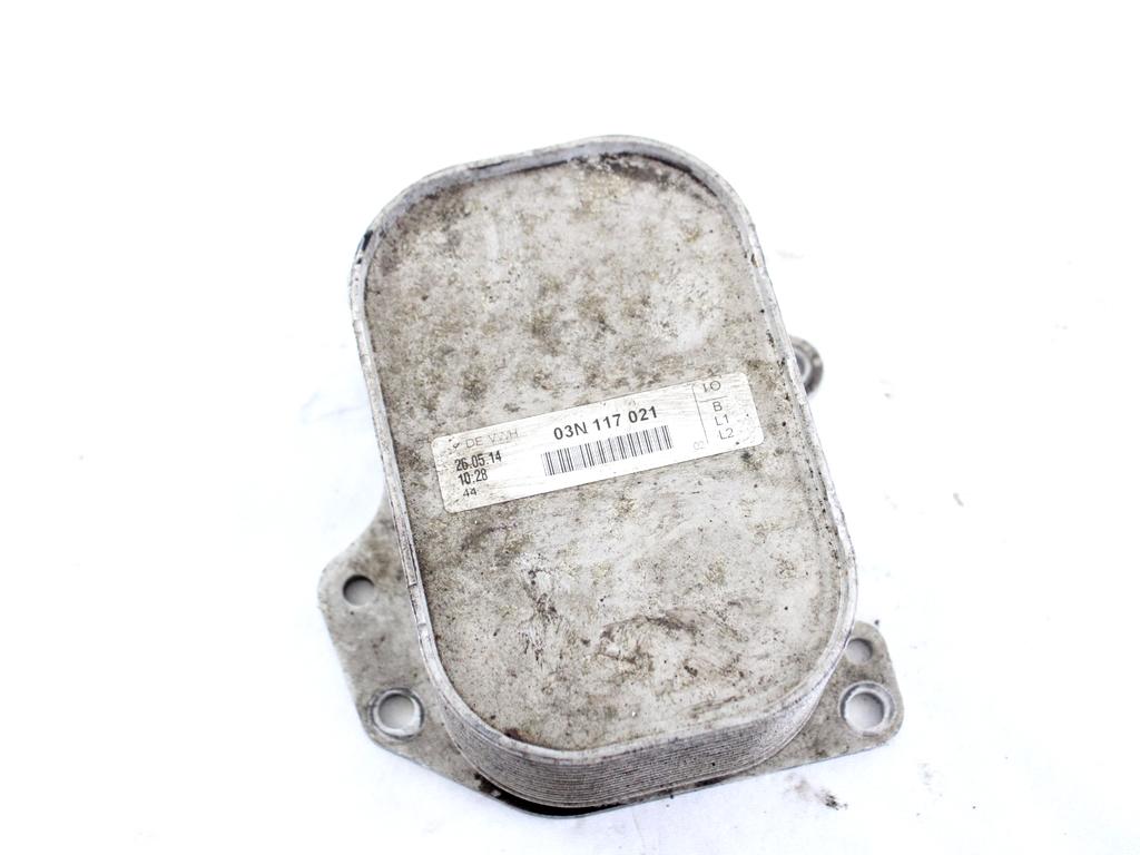 03N117021 RADIATORE OLIO MOTORE VOLKSWAGEN GOLF 7 1.6 D 81KW 6M 5P (2014) RICAMBIO USATO