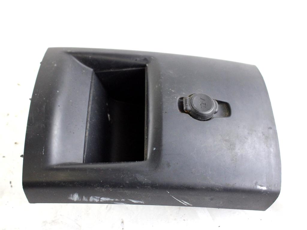 9670595577 RIVESTIMENTO TUNNEL CENTRALE POSTERIORE PEUGEOT 5008 1.6 D 84KW (2013) RICAMBIO USATO