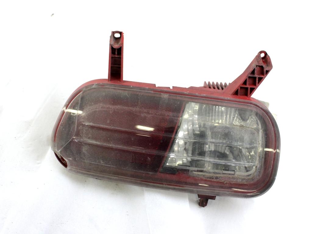9686161580 FARO FANALINO RETROMARCIA POSTERIORE DESTRO PEUGEOT 5008 1.6 D 84KW (2013) RICAMBIO USATO DANNEGGIATO