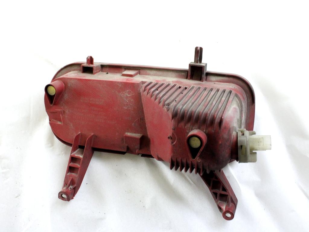 9686161580 FARO FANALINO RETROMARCIA POSTERIORE DESTRO PEUGEOT 5008 1.6 D 84KW (2013) RICAMBIO USATO DANNEGGIATO