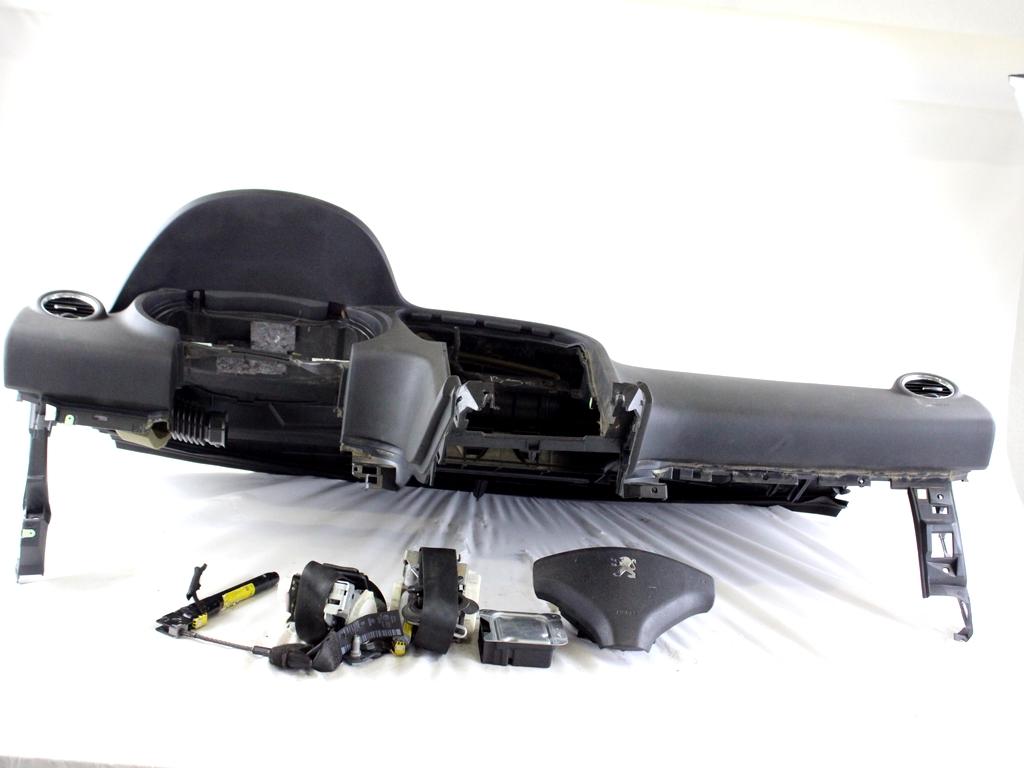 9675181780 KIT AIRBAG PEUGEOT 5008 1.6 D 84KW (2013) RICAMBIO USATO CON CENTRALINA AIRBAG, AIRBAG VOLANTE GUIDATORE, AIRBAG PASSEGGERO, CRUSCOTTO 96845302ZE 98019795XX 824776 