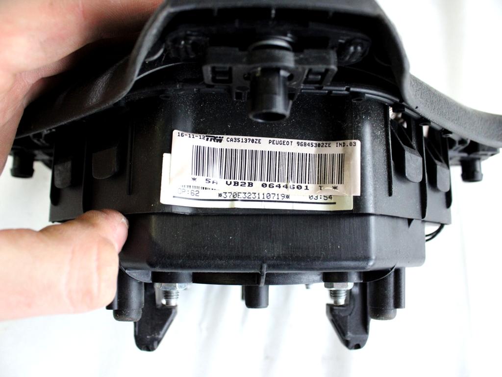 9675181780 KIT AIRBAG PEUGEOT 5008 1.6 D 84KW (2013) RICAMBIO USATO CON CENTRALINA AIRBAG, AIRBAG VOLANTE GUIDATORE, AIRBAG PASSEGGERO, CRUSCOTTO 96845302ZE 98019795XX 824776 
