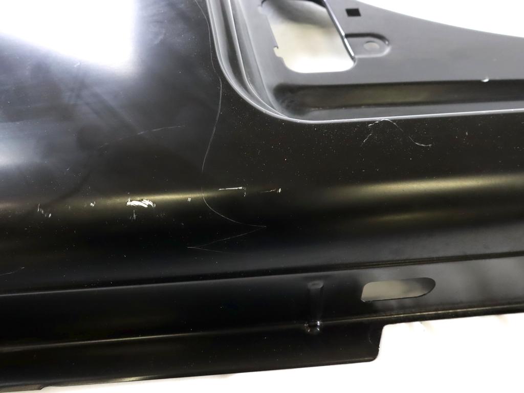 9827670980 LAMIERATO RIVESTIMENTO SOTTOPORTA PEUGEOT RIFTER 1.2 B 81KW (2020) RICAMBIO USATO