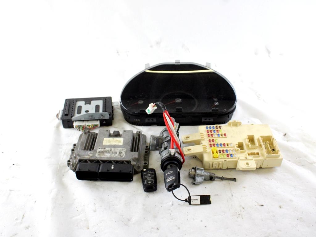 39120-2A052 KIT ACCENSIONE AVVIAMENTO KIA SPORTAGE 1.7 D 85KW 6M 5P (2013) RICAMBIO USATO CON CENTRALINA MOTORE, BLOCCETTI ACCENSIONE APERTURA COIN CHIAVE 91950-3W030 95400-3U131 94003-3U015 0281019640