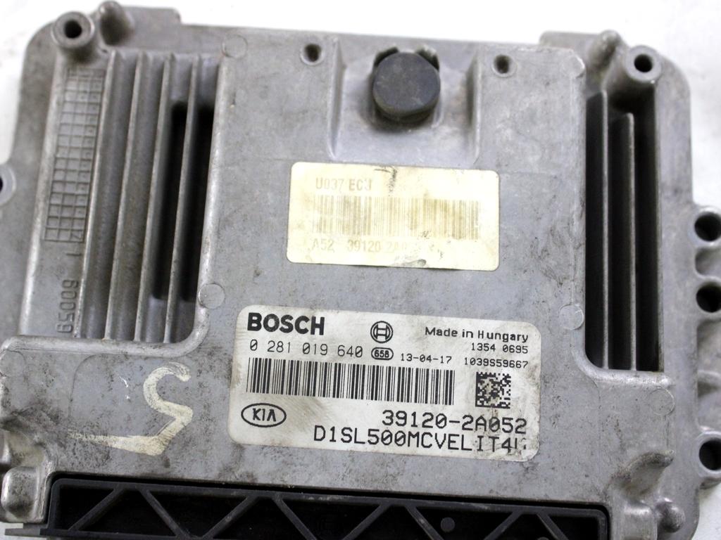 39120-2A052 KIT ACCENSIONE AVVIAMENTO KIA SPORTAGE 1.7 D 85KW 6M 5P (2013) RICAMBIO USATO CON CENTRALINA MOTORE, BLOCCETTI ACCENSIONE APERTURA COIN CHIAVE 91950-3W030 95400-3U131 94003-3U015 0281019640