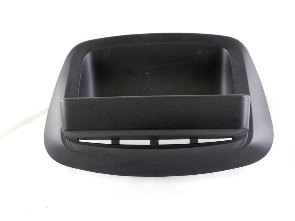 628700004R MASCHERINA RIVESTIMENTO CRUSCOTTO CENTRALE RENAULT MEGANE SW 1.5 D 81KW 6M 5P (2012) RICAMBIO USATO 