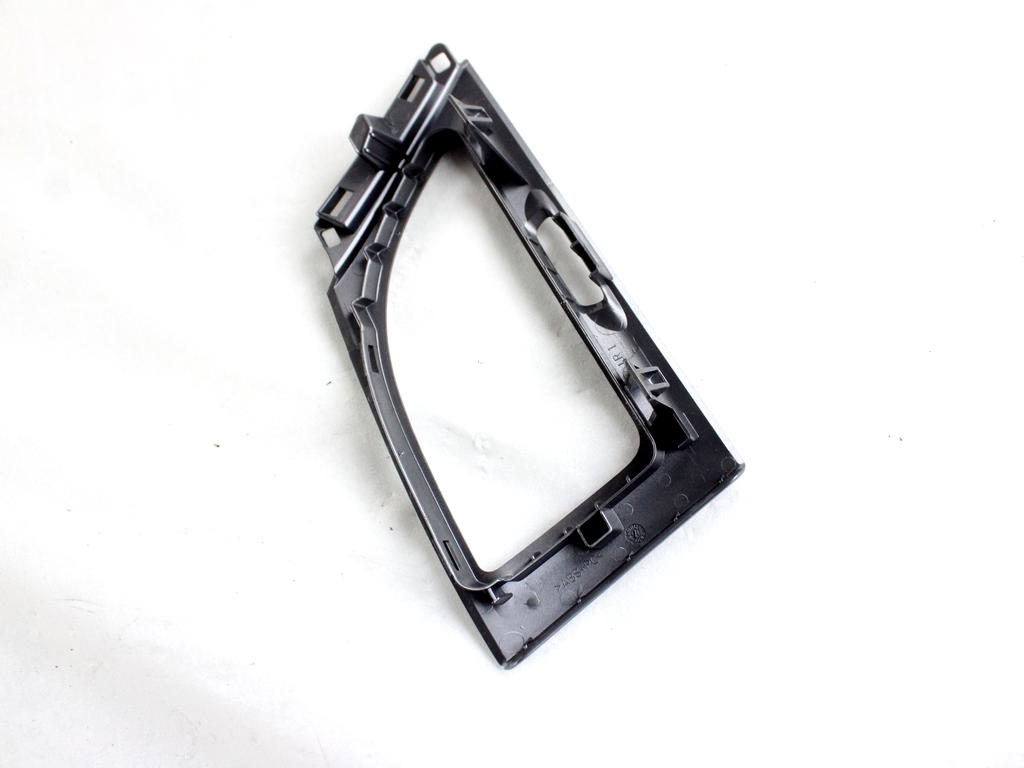 MASCHERINA RIVESTIMENTO CRUSCOTTO LATO DESTRO RENAULT MEGANE SW 1.5 D 81KW 6M 5P (2012) RICAMBIO USATO