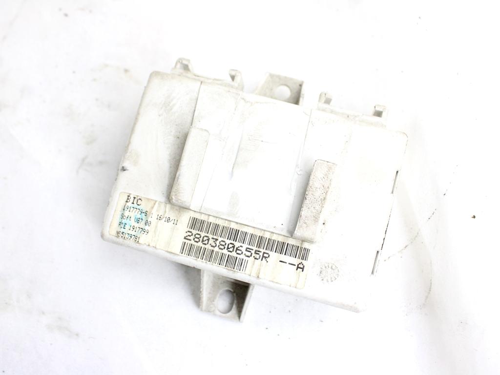 280380655R CENTRALINA MODULO GPS SISTEMA DI NAVIGAZIONE SATELLITARE RENAULT MEGANE SW 1.5 D 81KW 6M 5P (2012) RICAMBIO USATO 