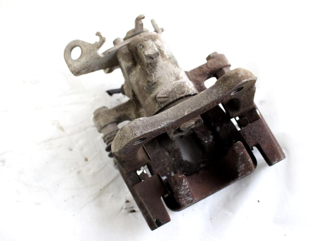 440018805R PINZA FRENO POSTERIORE DESTRA RENAULT MEGANE SW 1.5 D 81KW 6M 5P (2012) RICAMBIO USATO 