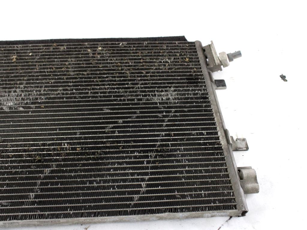 921000294R CONDENSATORE RADIATORE CLIMATIZZATORE CLIMA A/C RENAULT MEGANE SW 1.5 D 81KW 6M 5P (2012) RICAMBIO USATO 