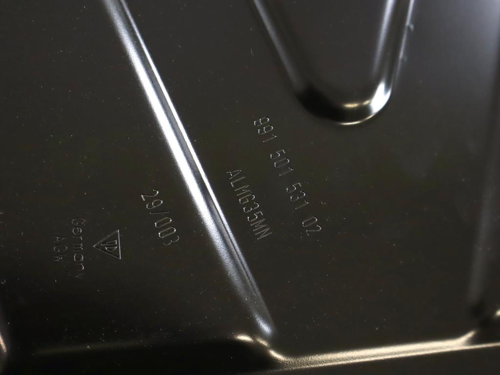 99150153102 LAMIERATO INTERNO SUPERIORE RIVESTIMENTO PARAURTI ANTERIORE PORSCHE 911 991 GT3 (2015) RICAMBIO USATO