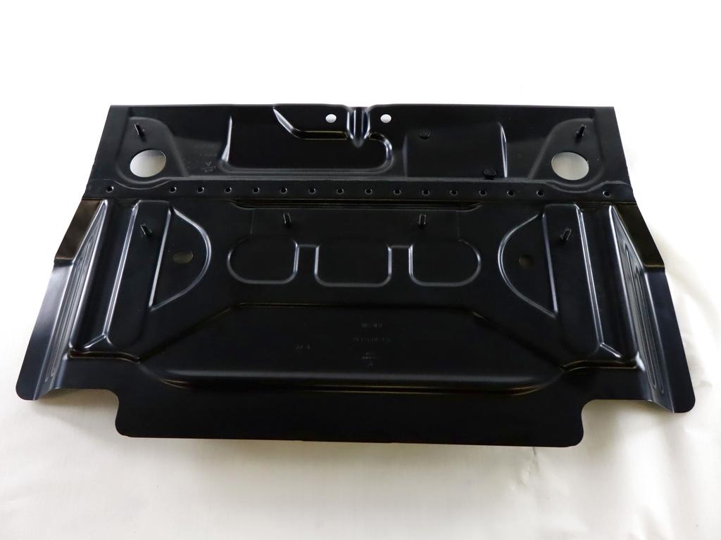 991501599 LAMIERATO INTERNO INFERIORE RIVESTIMENTO PARAURTI ANTERIORE PORSCHE 911 991 GT3 (2015) RICAMBIO USATO 99150143101GRV