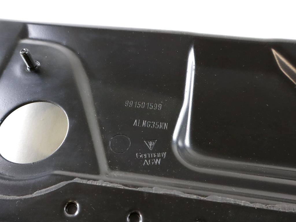 991501599 LAMIERATO INTERNO INFERIORE RIVESTIMENTO PARAURTI ANTERIORE PORSCHE 911 991 GT3 (2015) RICAMBIO USATO 99150143101GRV