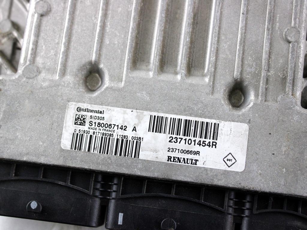 237101454R KIT ACCENSIONE AVVIAMENTO RENAULT MEGANE SW 1.5 D 81KW 6M 5P (2012) RICAMBIO USATO CON CENTRALINA MOTORE, BLOCCHETTI ACCENSIONE APERTURA CON DOPPIA CHIAVE A SCHEDA 285909828R 284B17288R 8200604932