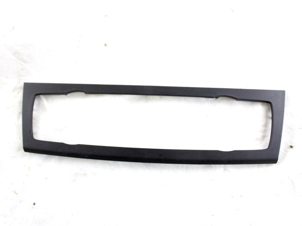 64116957957 MASCHERINA RIVESTIMENTO CRUSCOTTO CENTRALE BMW SERIE 1 118 D E87 2.0 D 90KW 6M 5P (2004) RICAMBIO USATO 